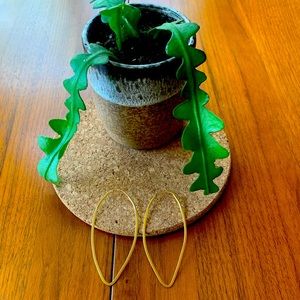 14k gold earrings, Beautiful and delicate!